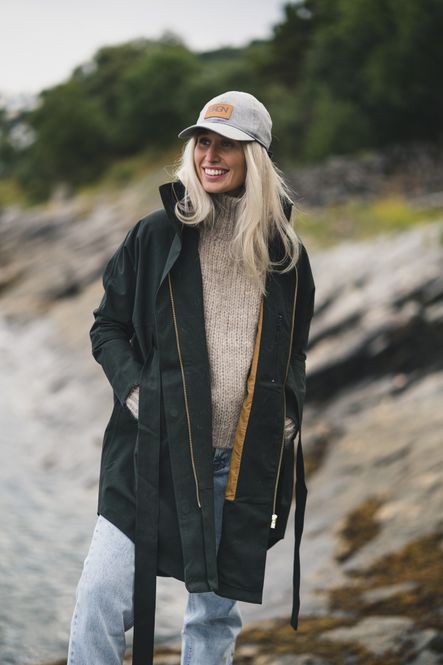 Hovedbilde Bris Poncho Rosin