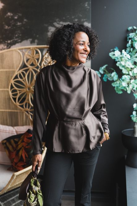 Hovedbilde Pella LS Funnel Neck Top Chocolate Brown 
