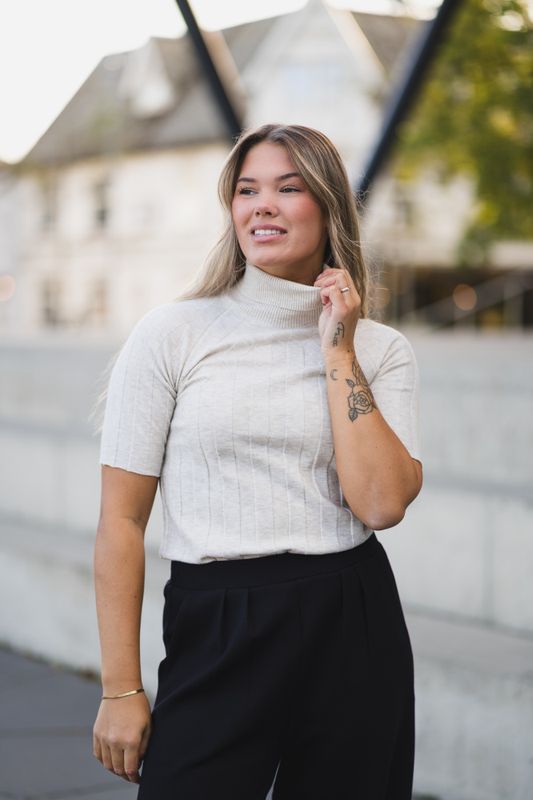 Nikola Kellsie SS Pullover Ecru 