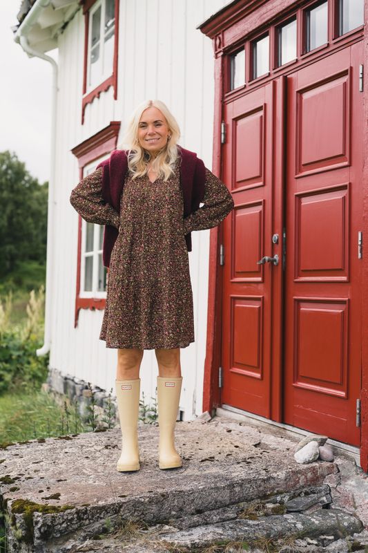 Alva Astrid Dress Black Coffee Flower 