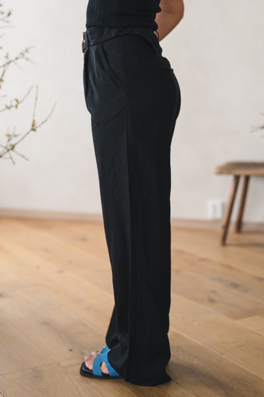 Zephyr Linen Pant Black 