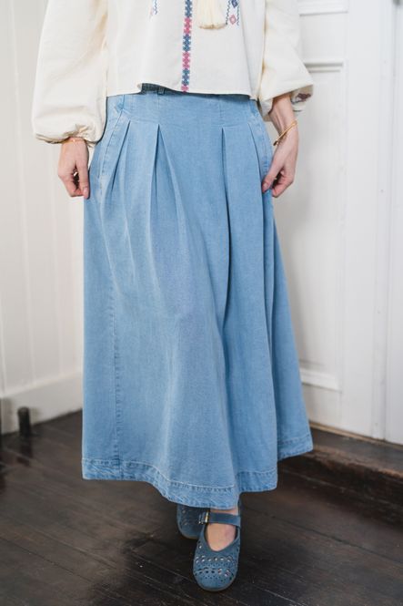Hovedbilde Tilly Anya Pleat Skirt Fade Denim 