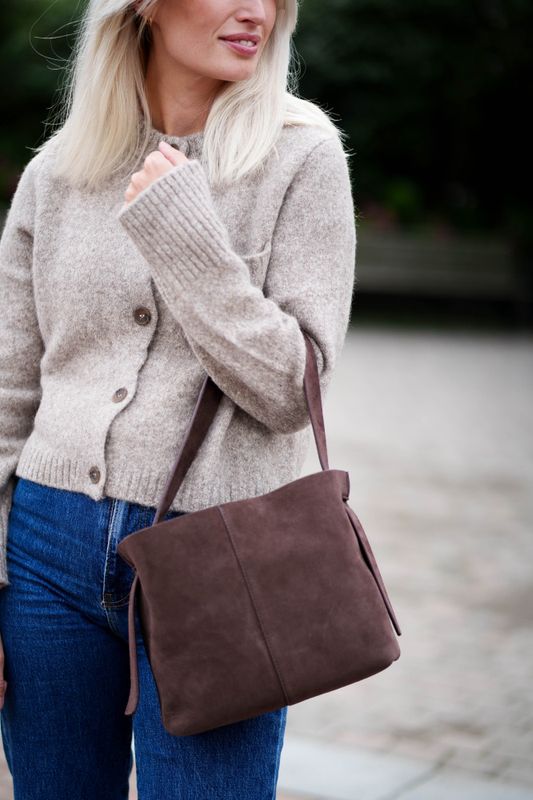 Suede Fraya Small Bag Hot Fudge Brown 
