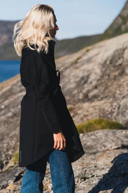 Hovedbilde Bris Poncho New Black