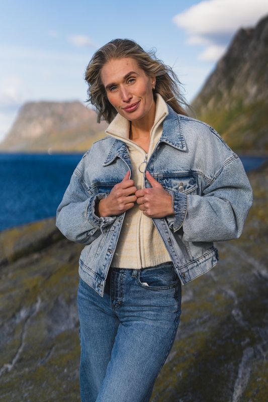 W Cropped Denim Jacket Blue Washed 