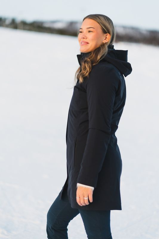 W Nova Coat Black 