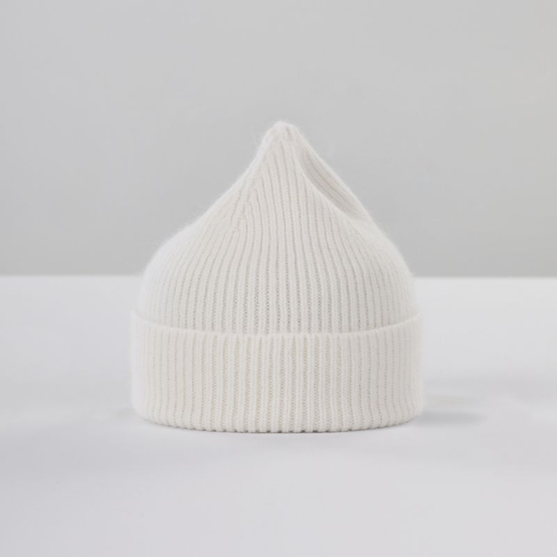 Beanie Snow 