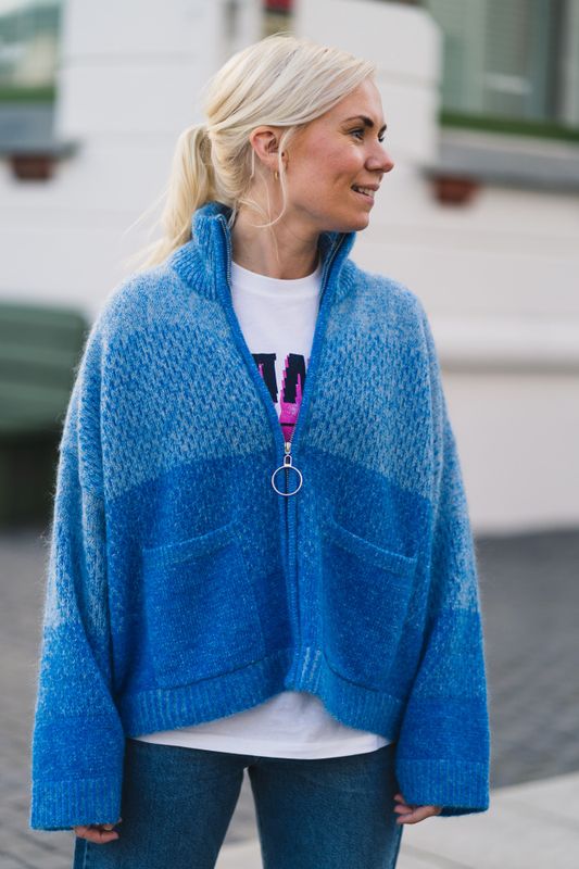 Tine Knit Cardigan Blue 
