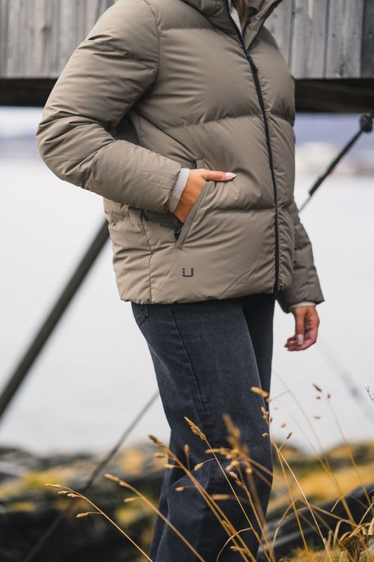 Halo Parka Dark Sand 