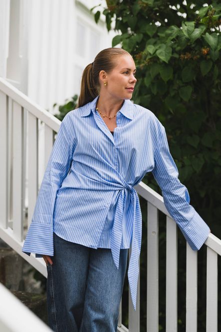 Hovedbilde Helisa Stripe Shirt Light Blue 