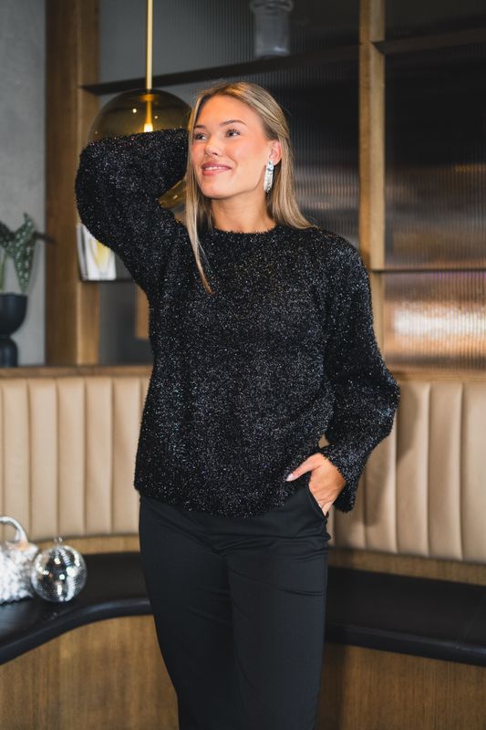 Yelena Pullover Black