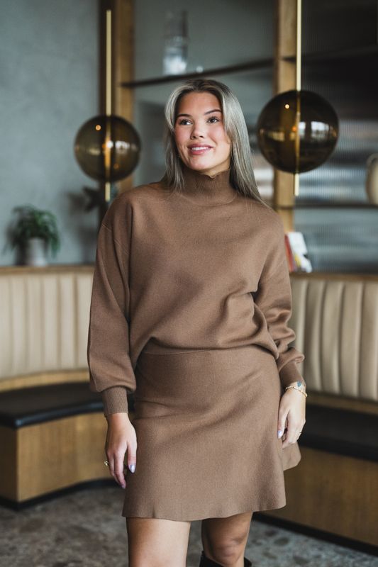 Mercy East M Pullover Toasted Coconut