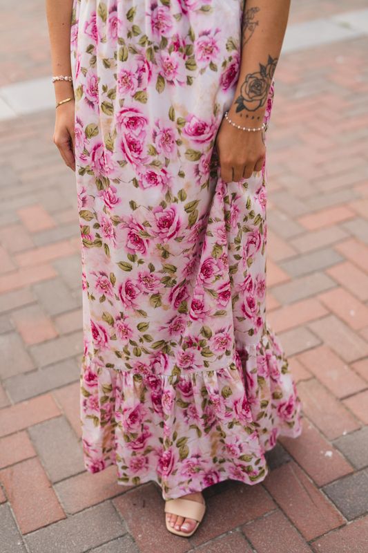 Tulip Maxi Dress V-Neck Romantic Blossom