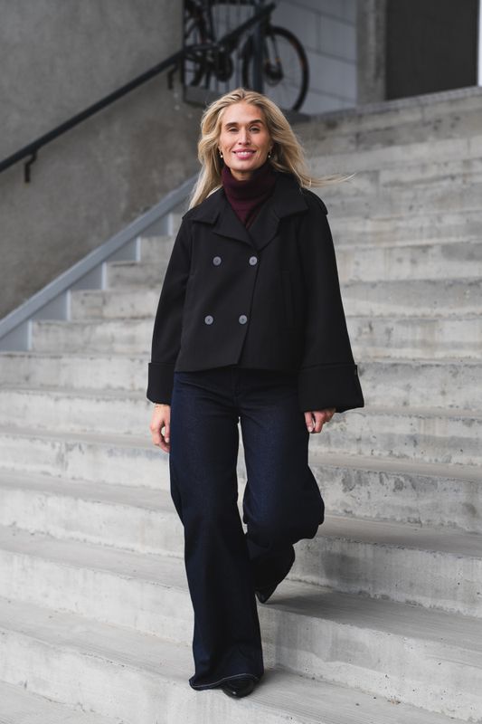 Avenue Trenchcoat Black
