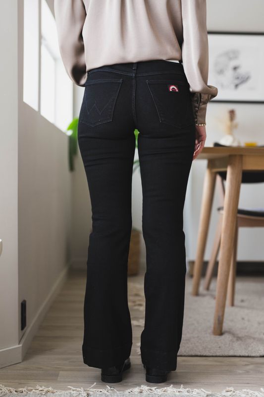 Flare New Retro Black 