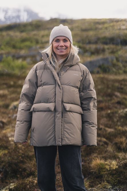 Hovedbilde Besseggen Down Jacket Dark Sand 