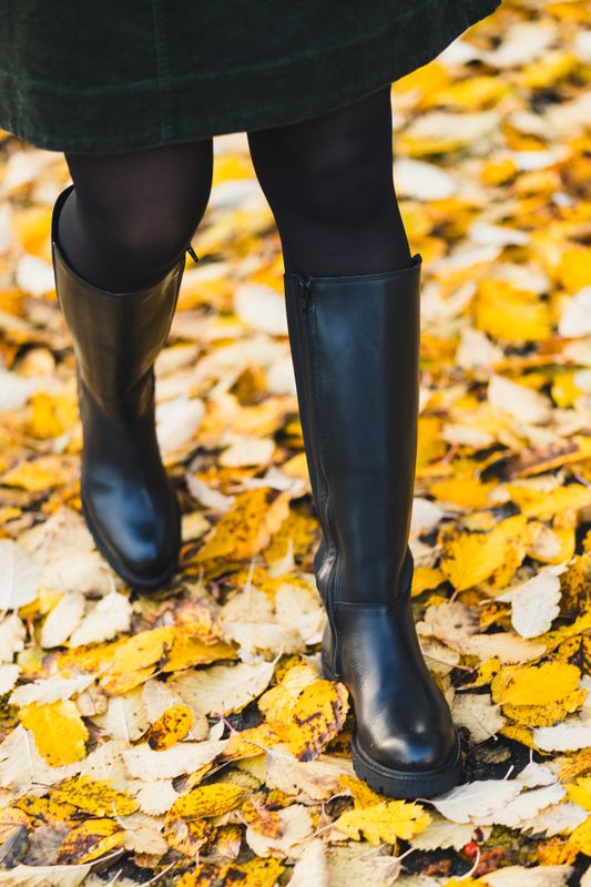 Othilia Knee High Elastic Boot Leather Black 