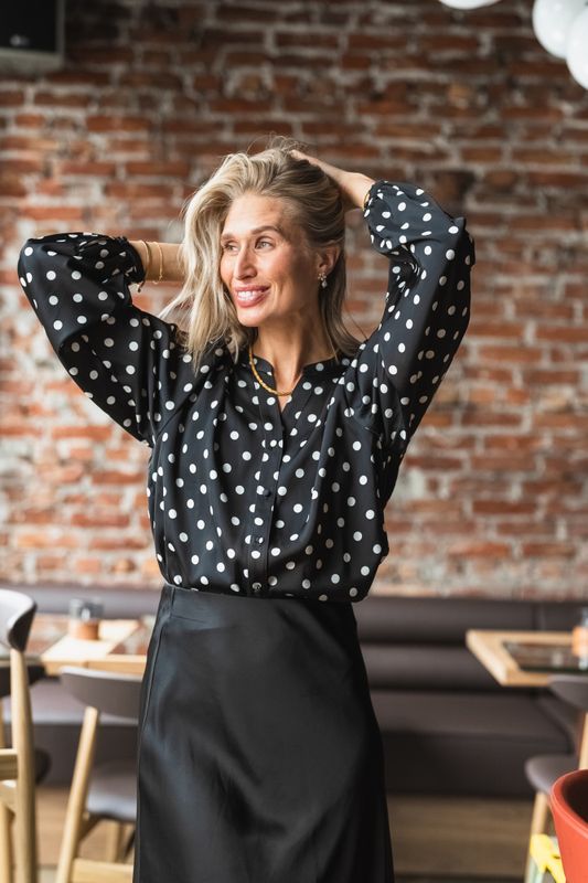 Trine Shirt Black Dot 