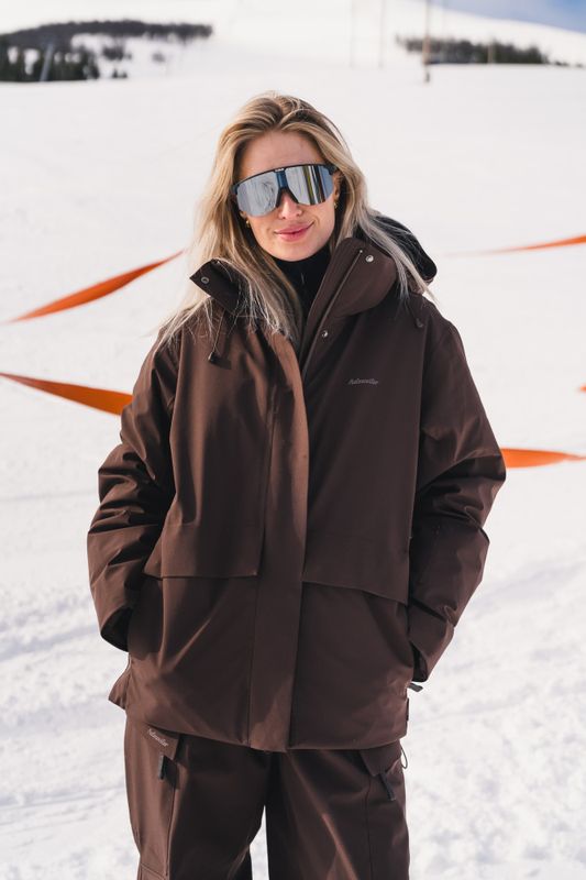 W Tryvann Down Jacket Dark Brown 