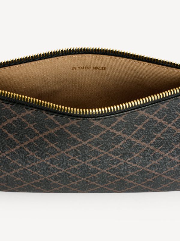 Ivy Clutch Dark Chocolate 