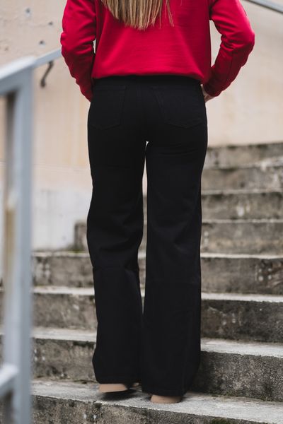 Hovedbilde Taylor Black