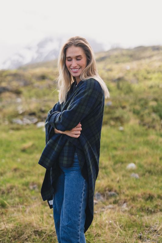 Tableau Poncho Navy Check 