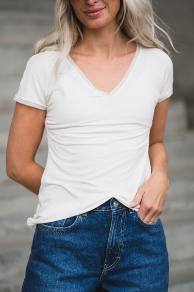 Hovedbilde Perfect Line Modal T-Shirt V Neck Ivory 