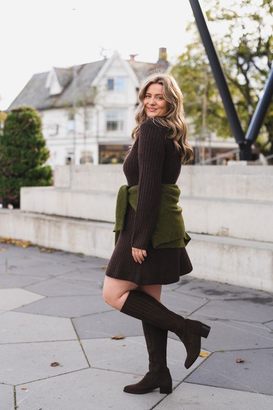 Dolly LS Knit Dress Coffee Bean 