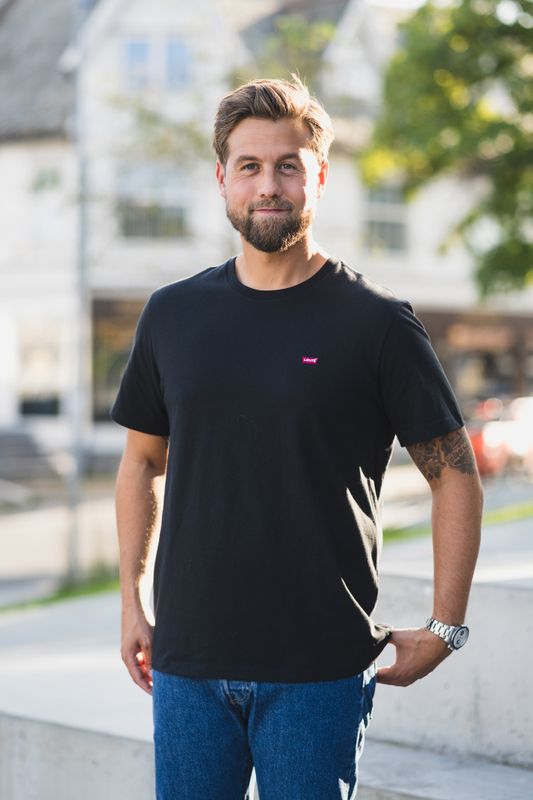 Original Housemark Tee Black 