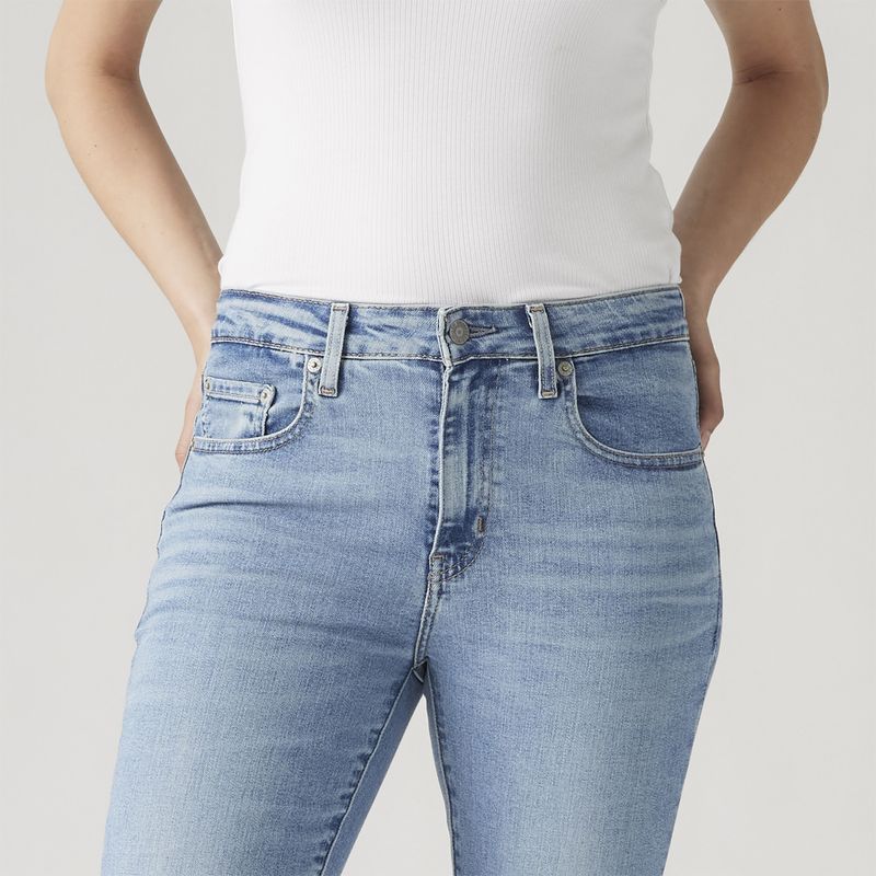 725 High Rise Bootcut Jeans Blue Wave Light Wash 