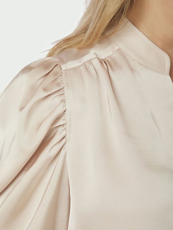 Roella Heavy Sateen Blouse Champagne 