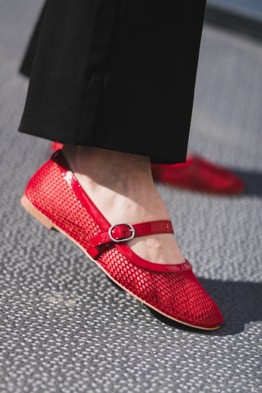 Lilja Mary Jane Mesh Red 