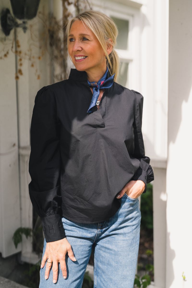 Mie Blouse Jet Black 