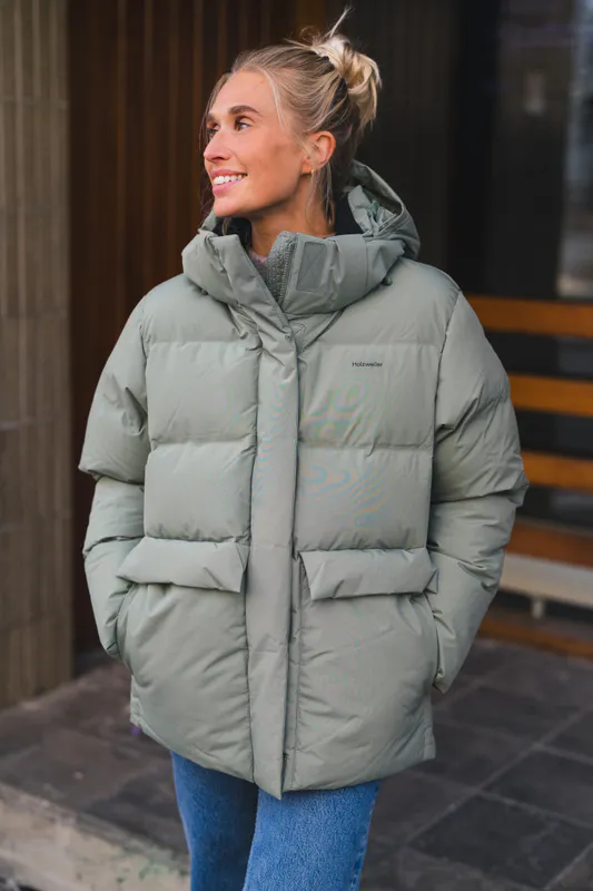 Besseggen Down Jacket Green 