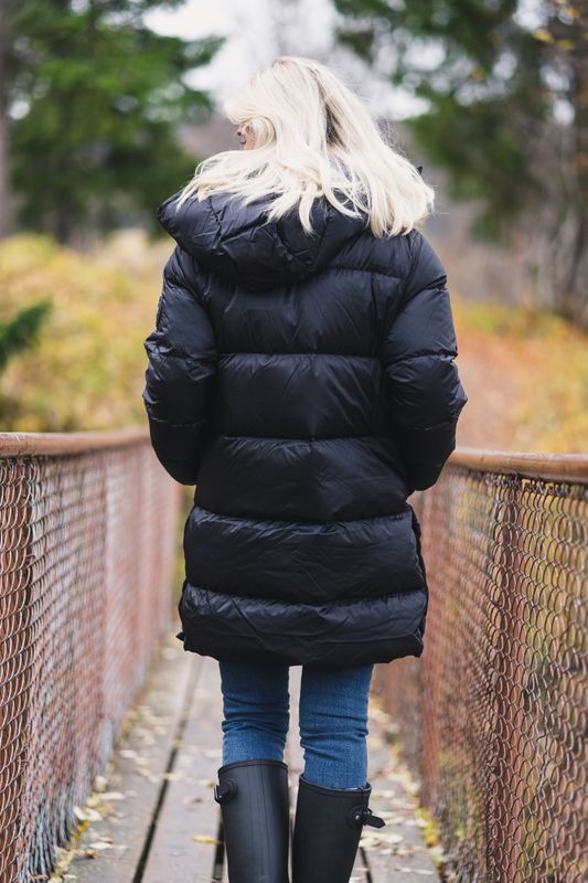Lucie Boxy Mid Black 