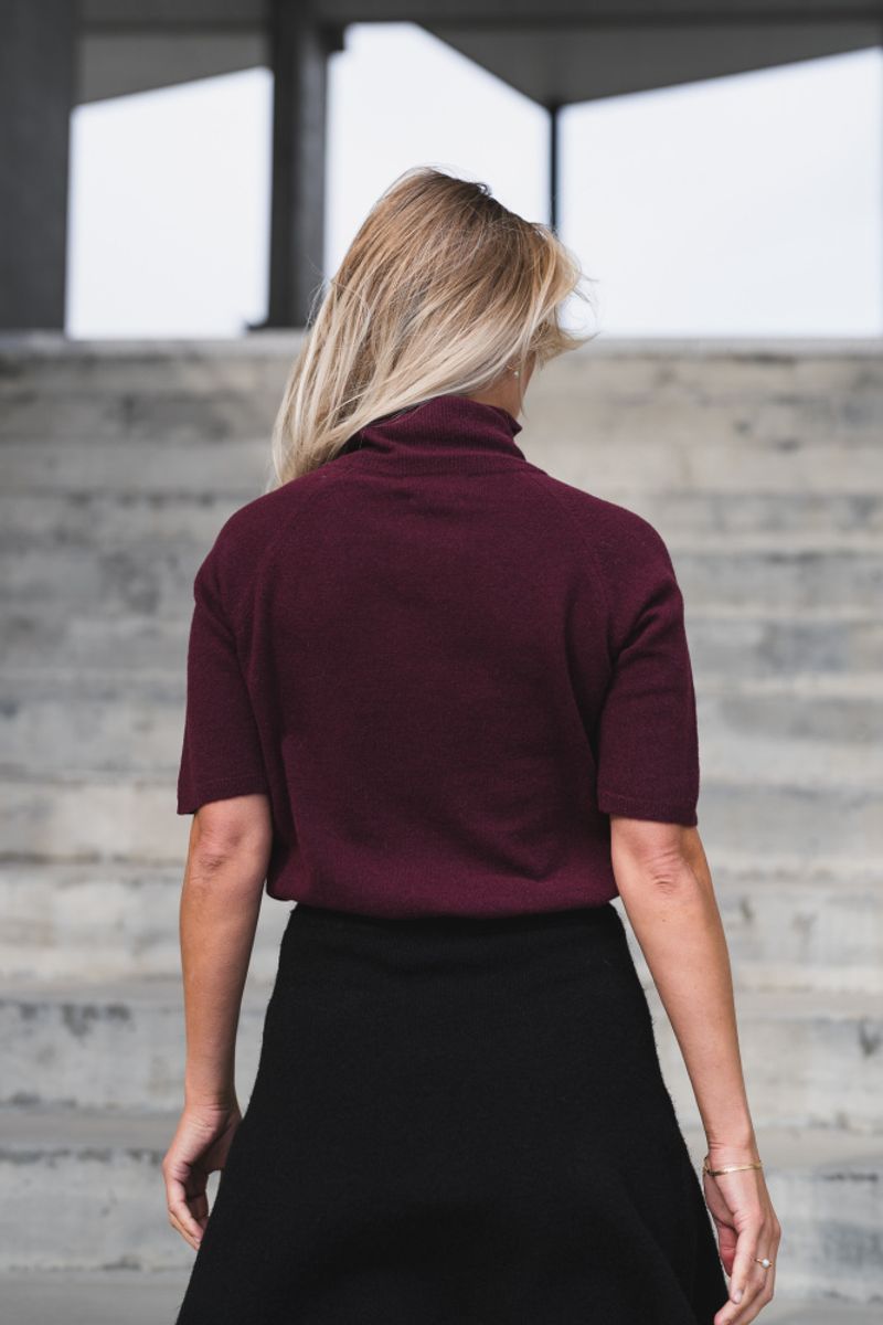 Davies Dk Burgundy