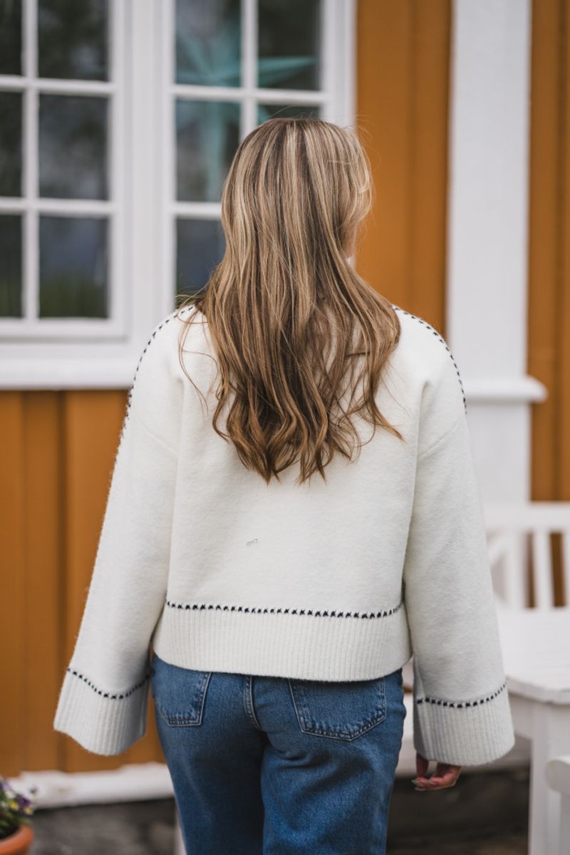 Roeme Knit Stitch Blouse Offwhite 