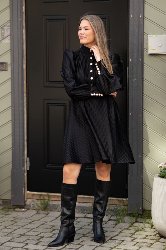 Ripple LS Dress Black 