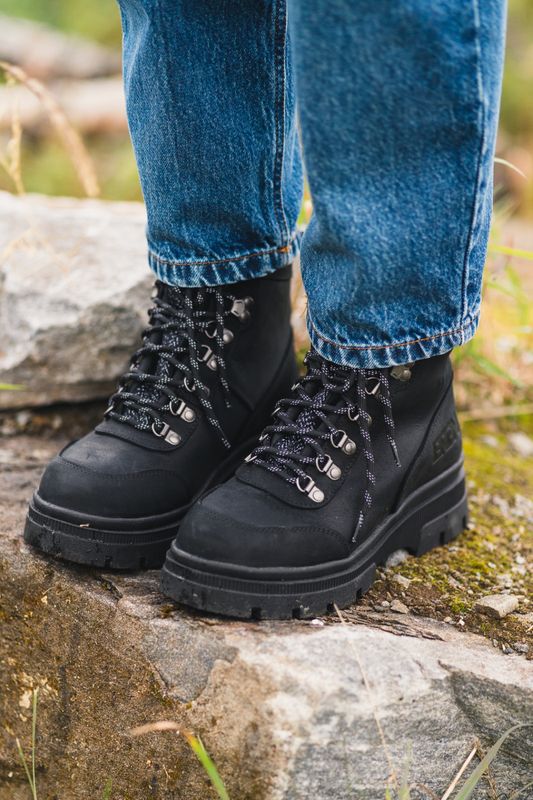 Hiking Boots New Black