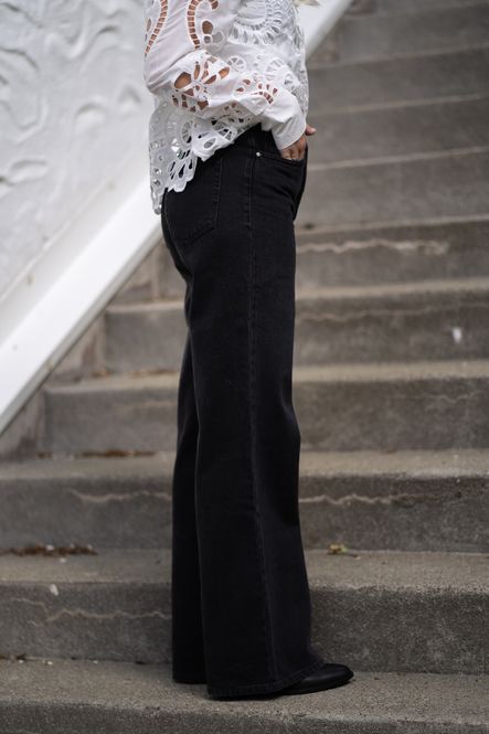 Hovedbilde Reign Jean Black 