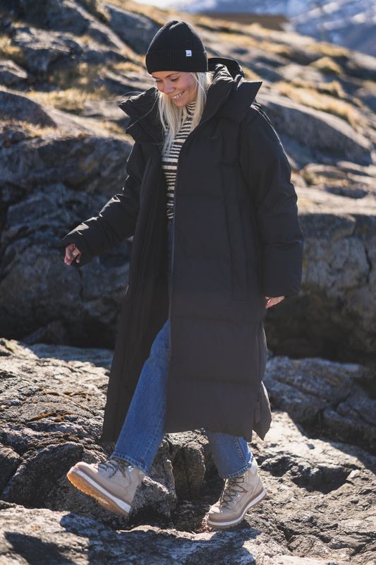 Stranda Down Coat Black 