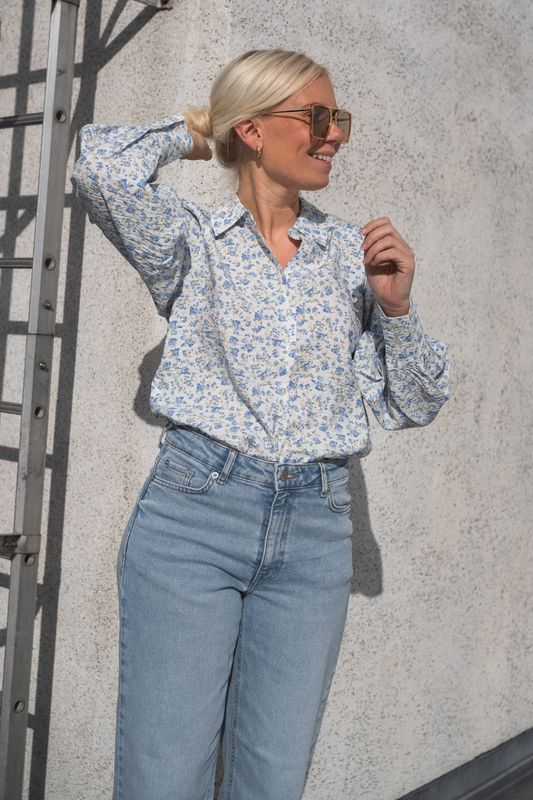 Laurelle Ladonna Shirt Aop Chamb Blue Flower 
