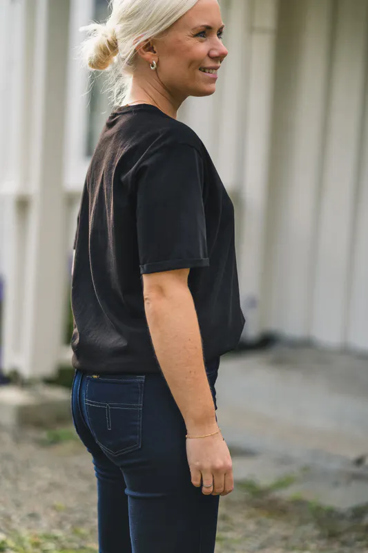 Terina Organic Tee Black 