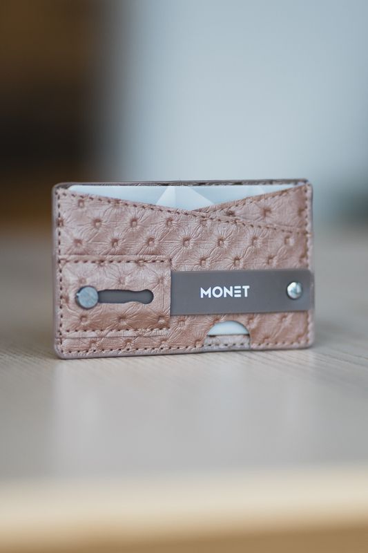 Monet Text Caramel Tuffed  