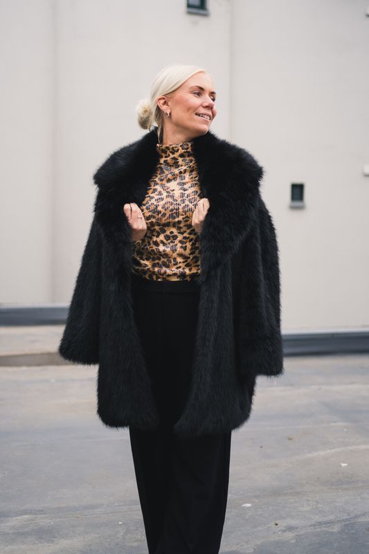 Drama Coat Black 