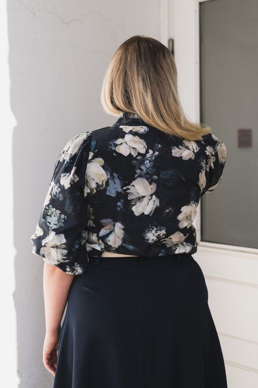 Ella Blouse Blue Garden