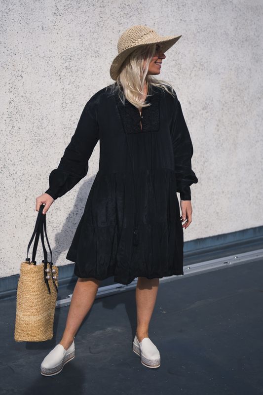 Olivia Dress Caviar 
