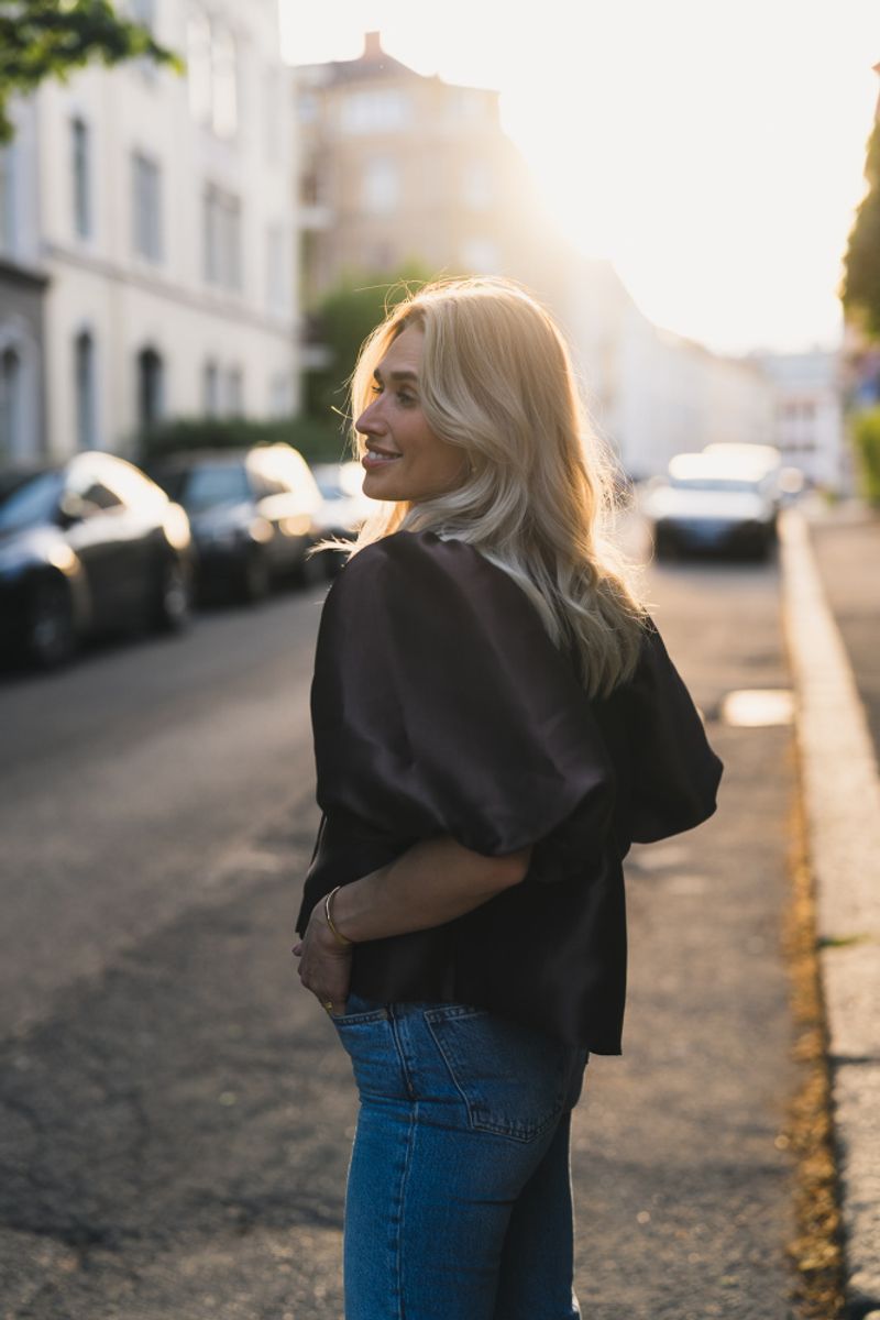 Cleo Pouf Sleeve Blouse Chocolate