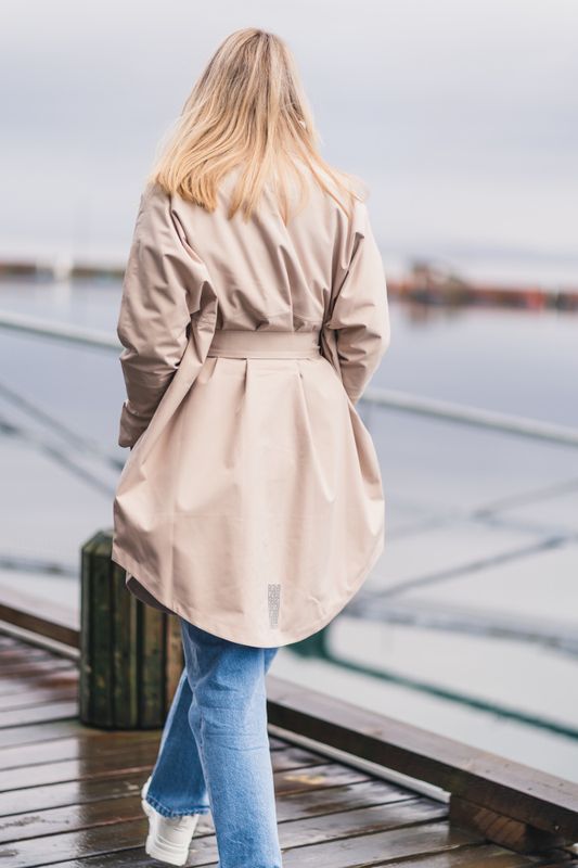 Bris Poncho Sand 
