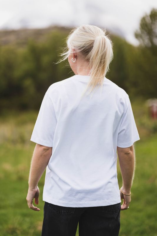 Tina Tee White 